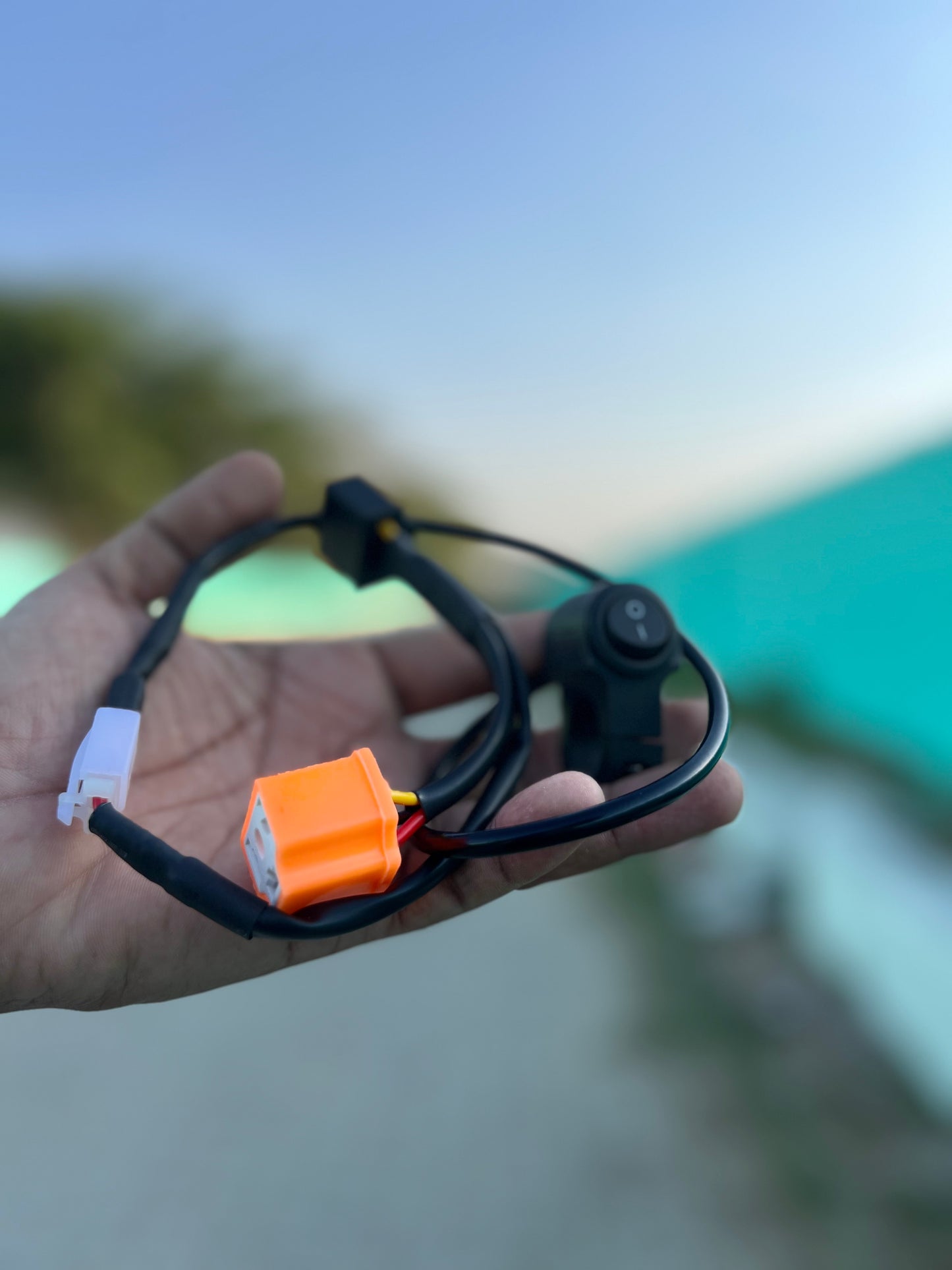 AHO Off Harness Plug-N-Play Headlight Off Module