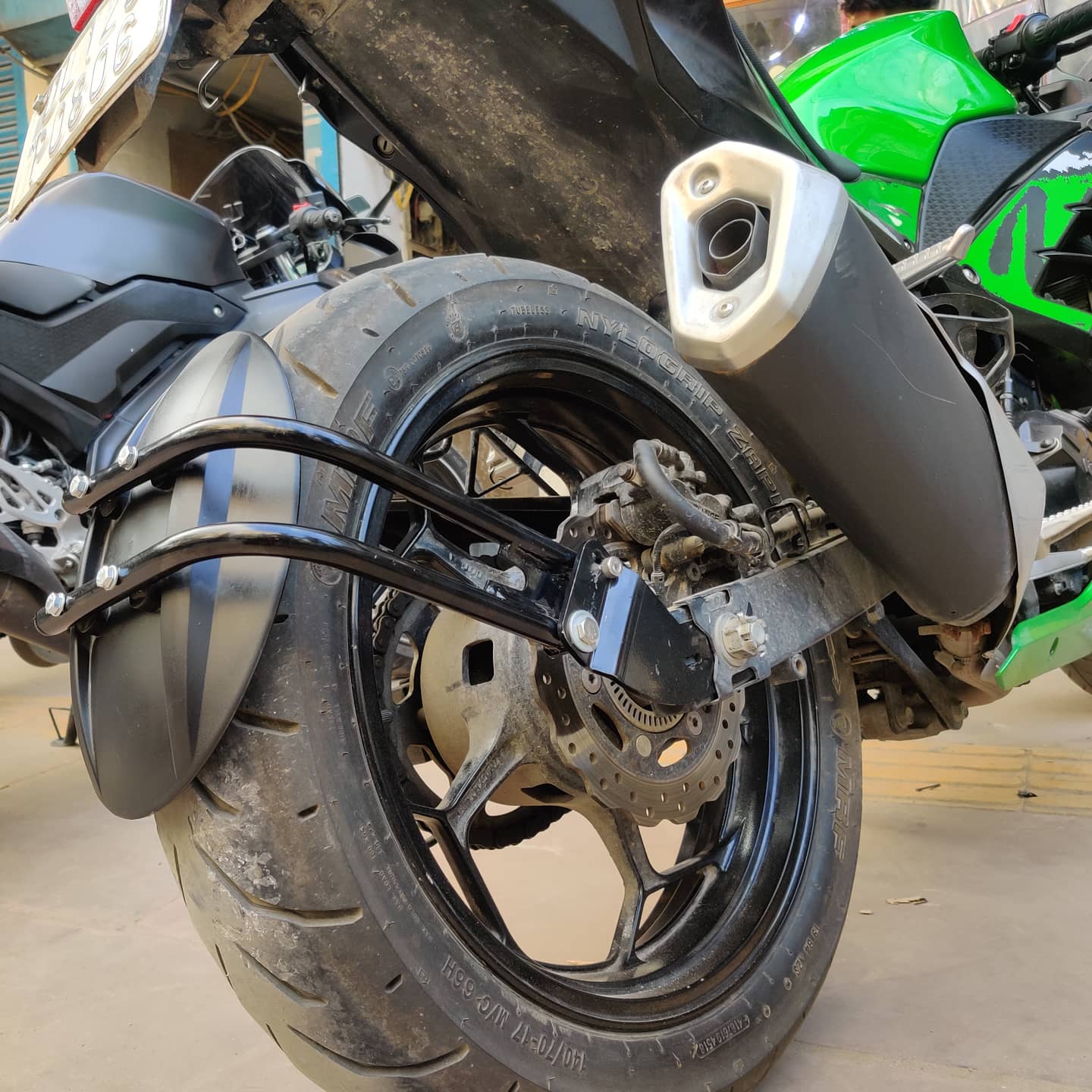 Bike Tyre Hugger for All Bikes Sport Bikes