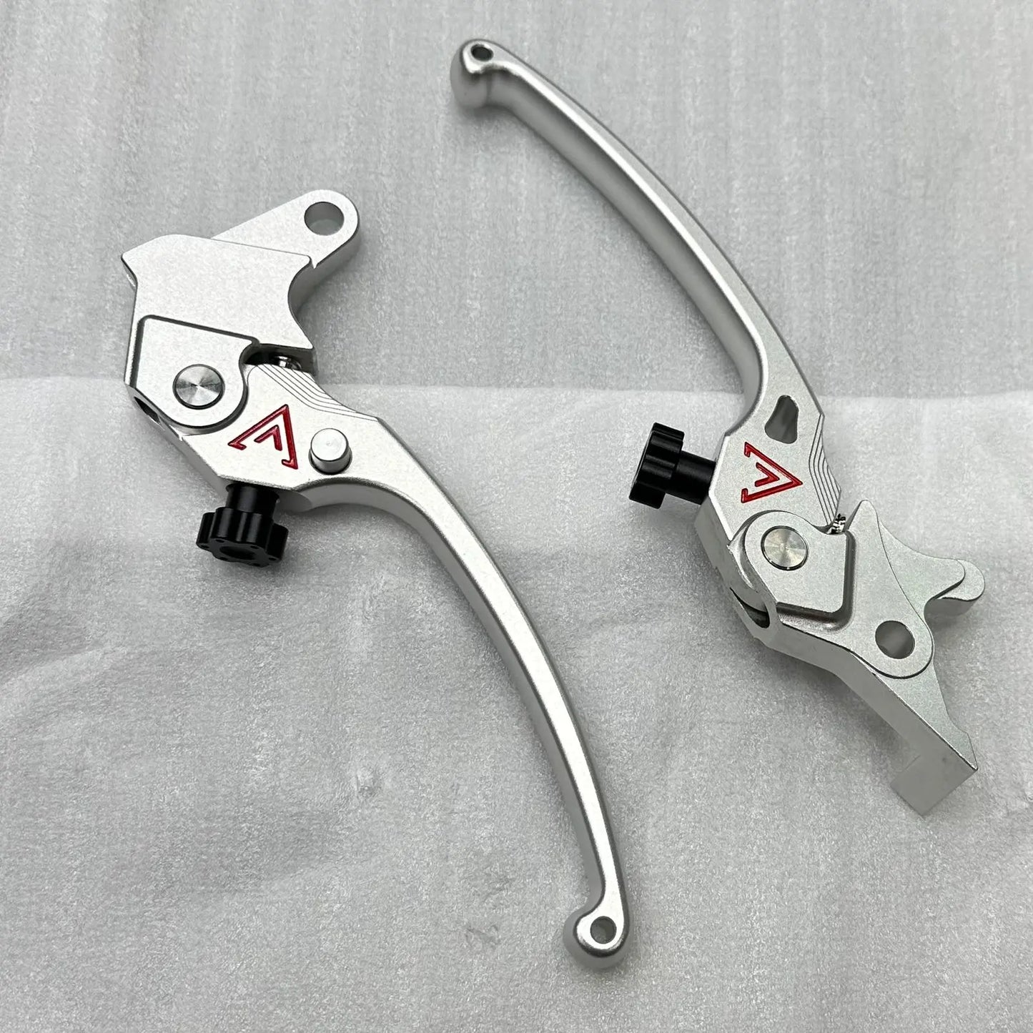 Adjustable Levers Fauvism – Yamaha Aerox 155
