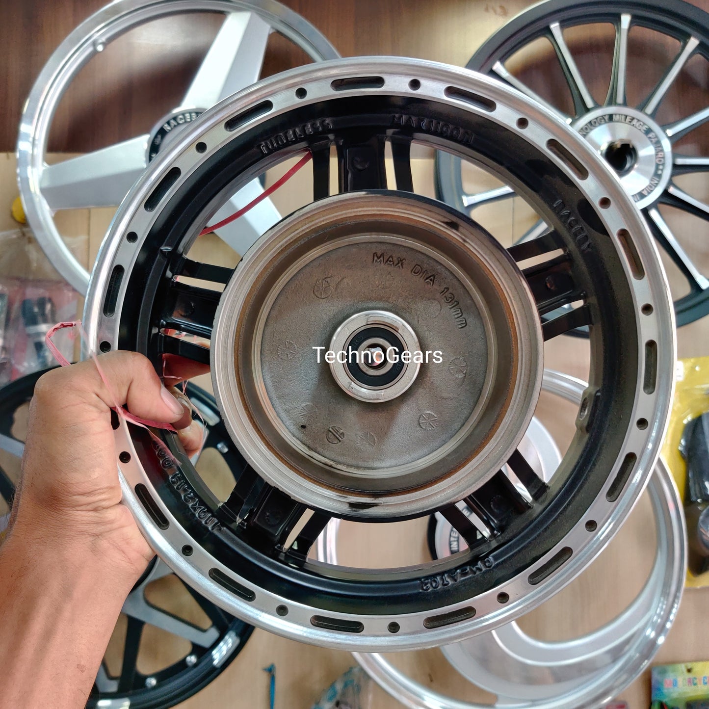 5 Spokes Tubeless Alloy Wheels For All 110cc Scooters